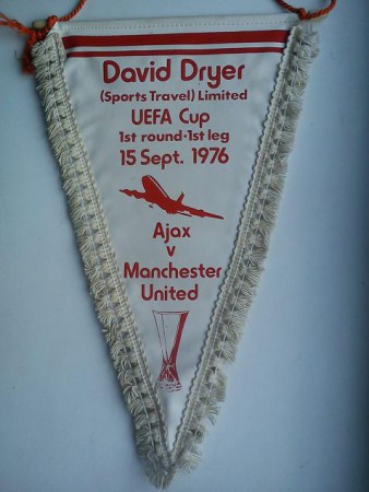 AJAX AMSTERDAM - MANCHESTER UNITED POHAR UEFA 1976 -33-